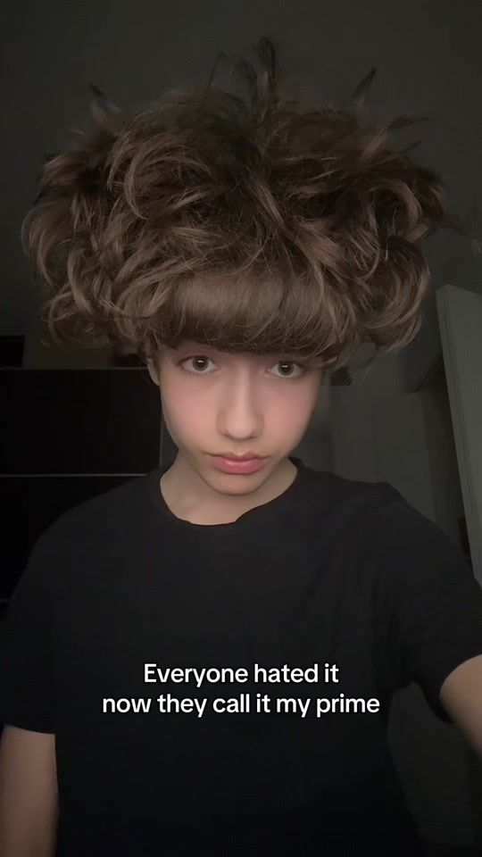 TikTok using Boys Don't Cry