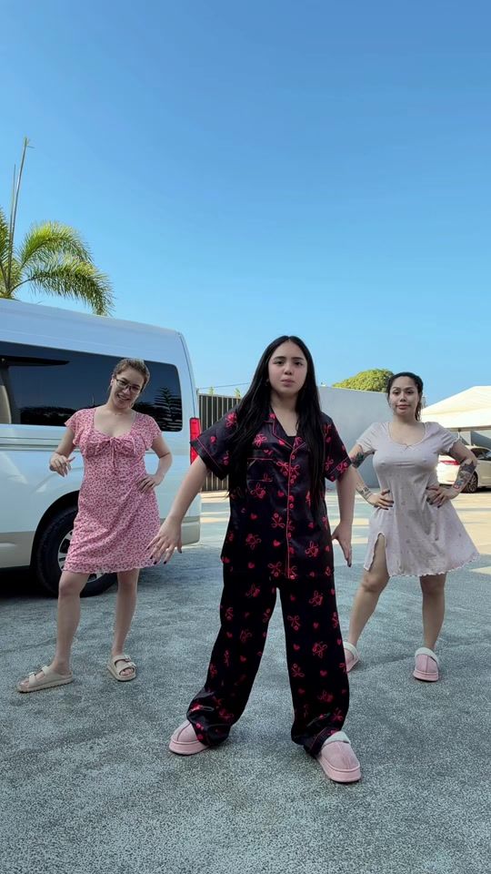 TikTok using JETSKI