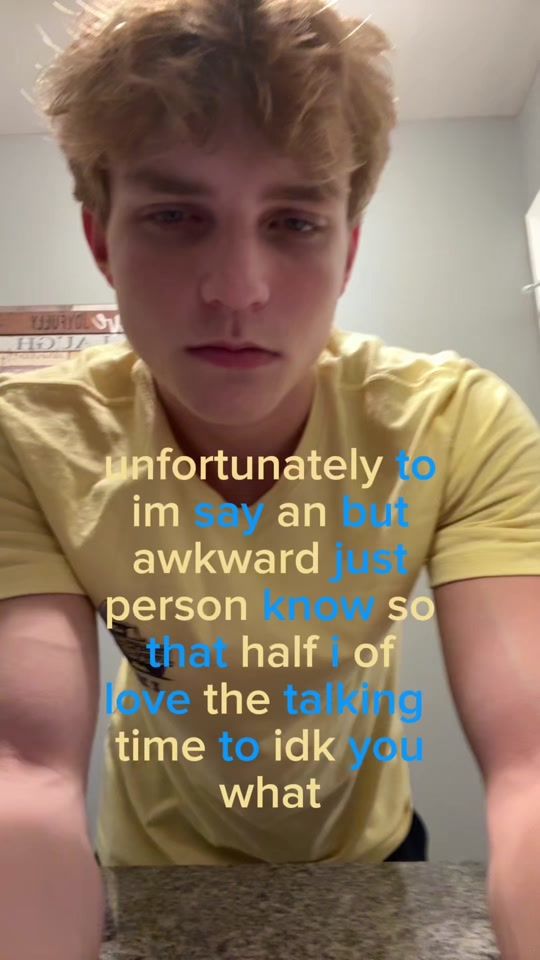 TikTok using Sienna
