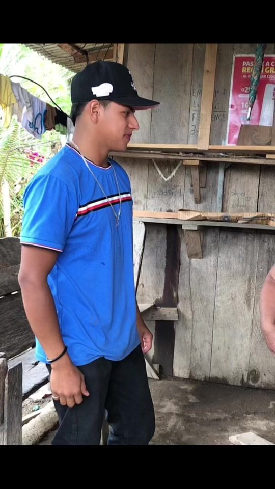 TikTok using Te Amo Mamá