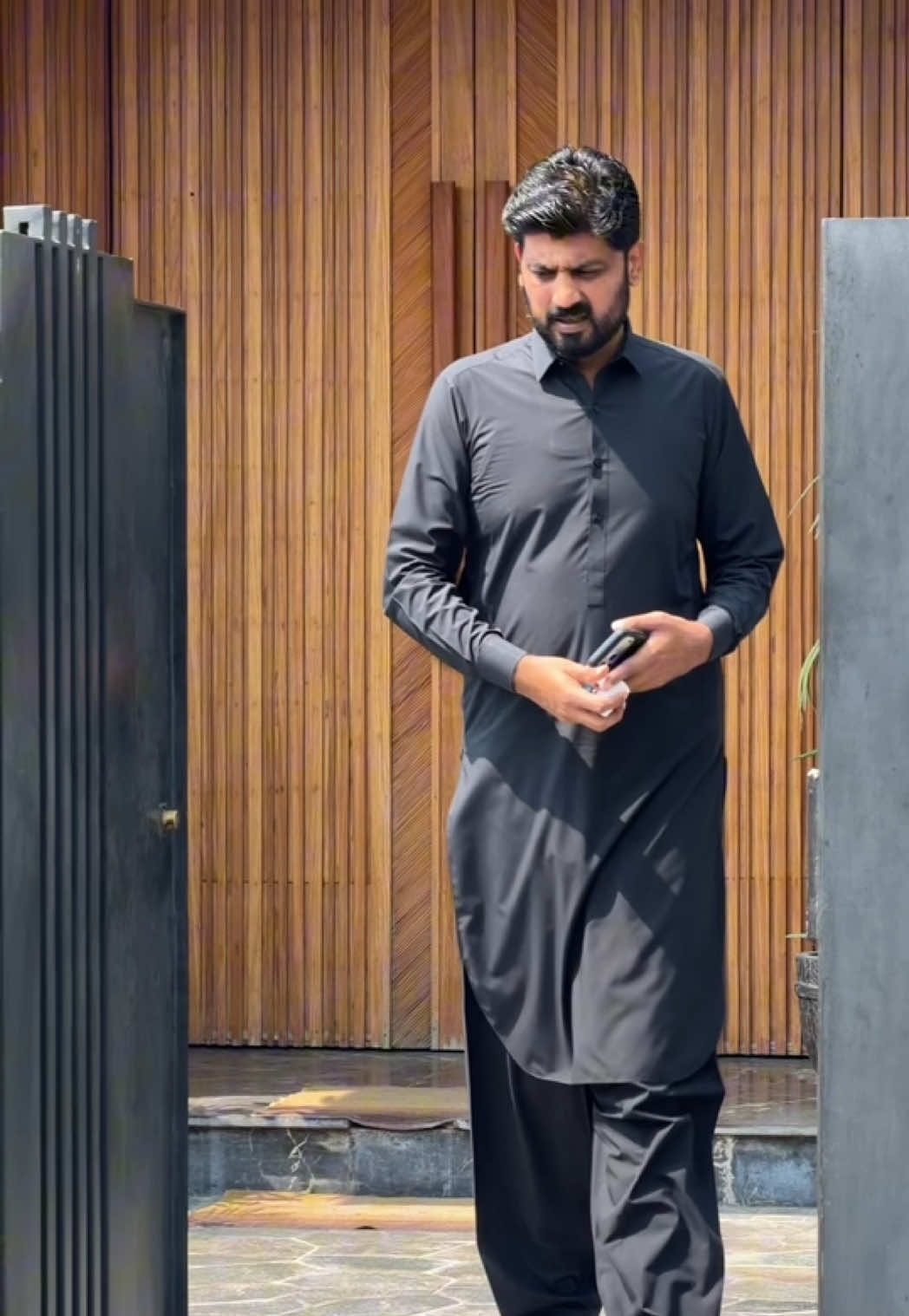 TikTok using Gehra Hua (From "Dhurandhar")