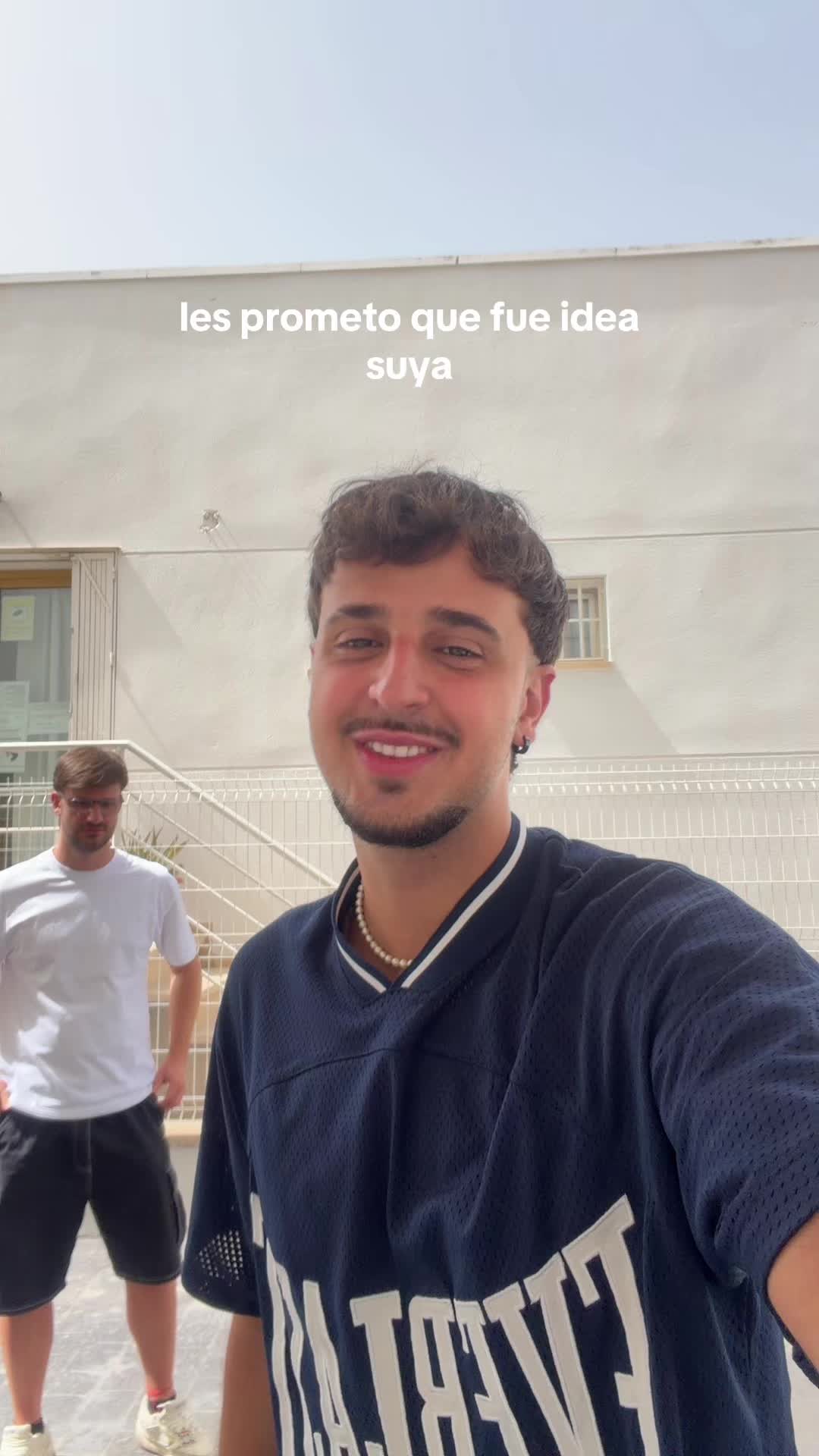 TikTok using Safaera
