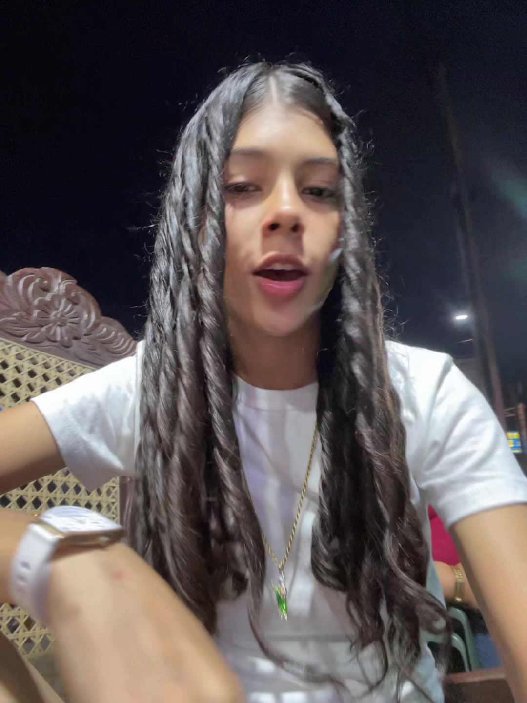 TikTok using Quién Es Dei V?