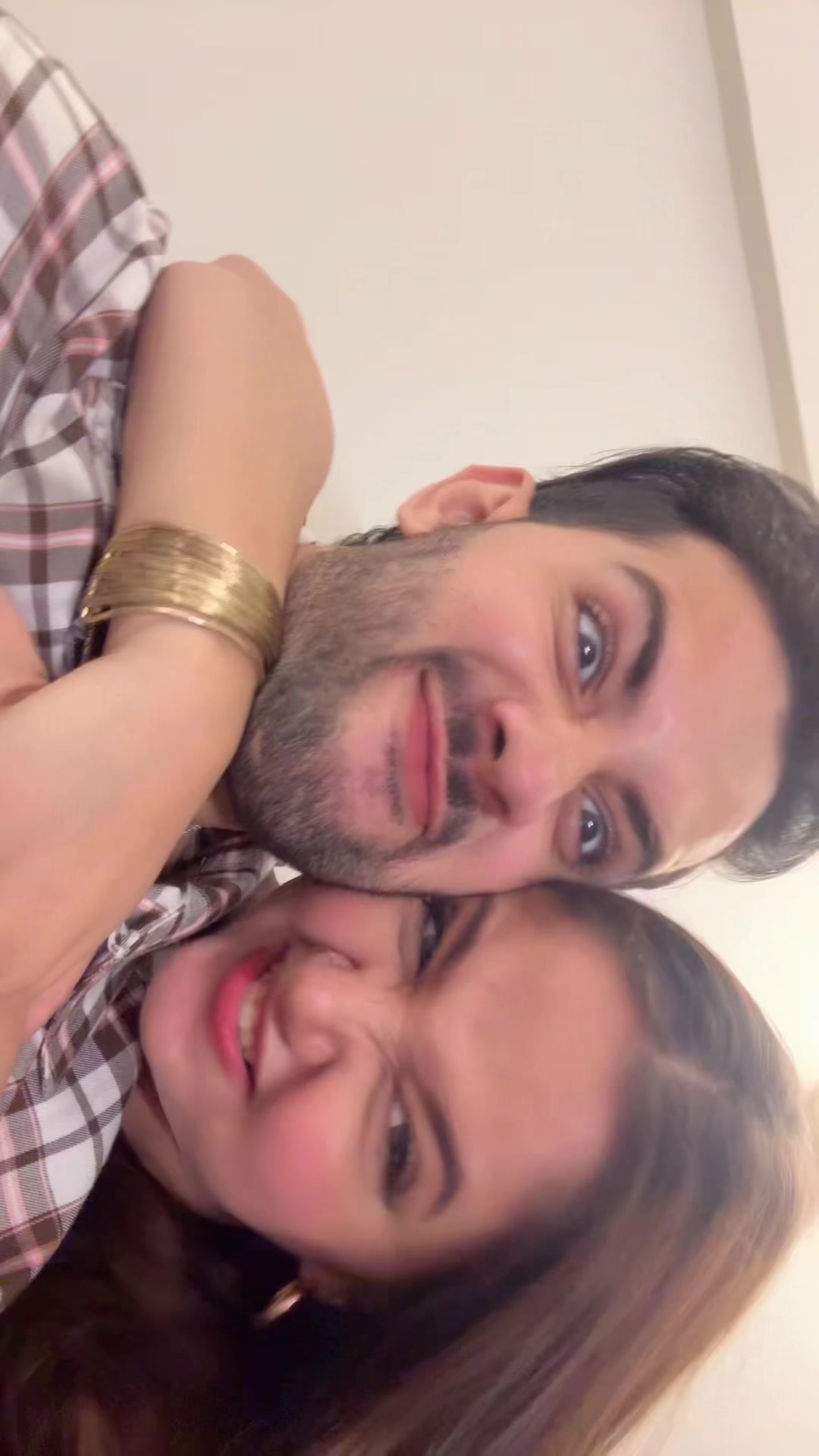 TikTok using Sheesha