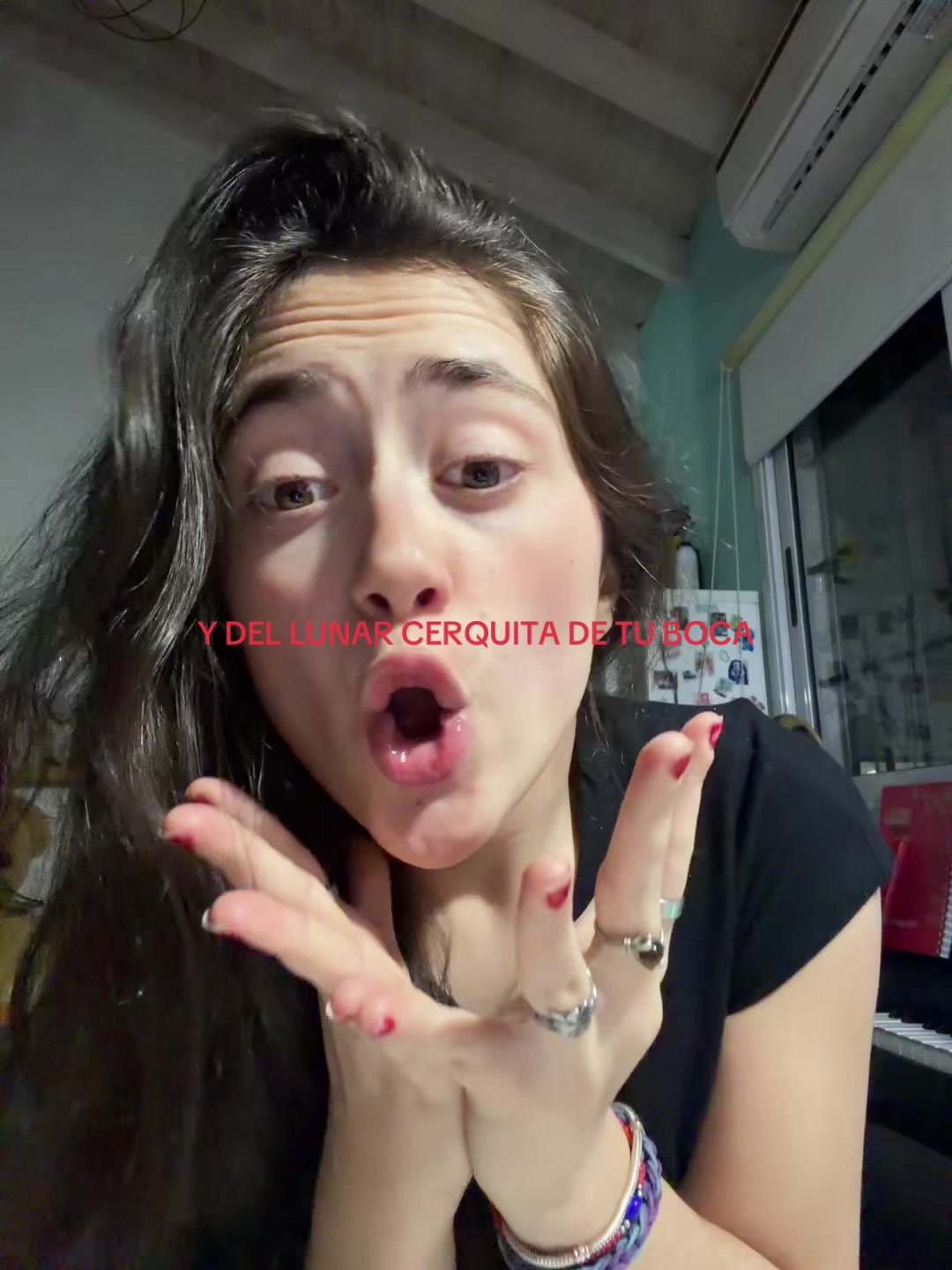 TikTok using Ojitos Lindos