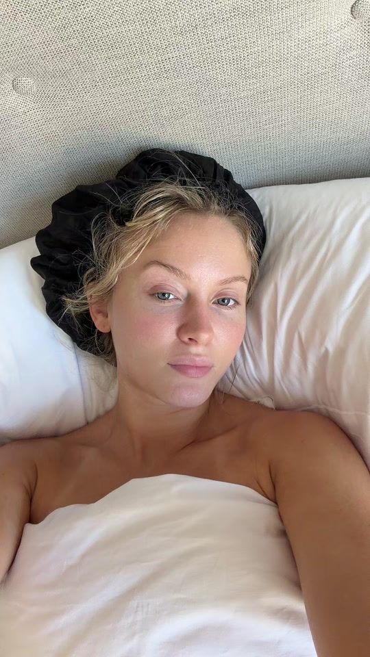 TikTok using Bed Peace