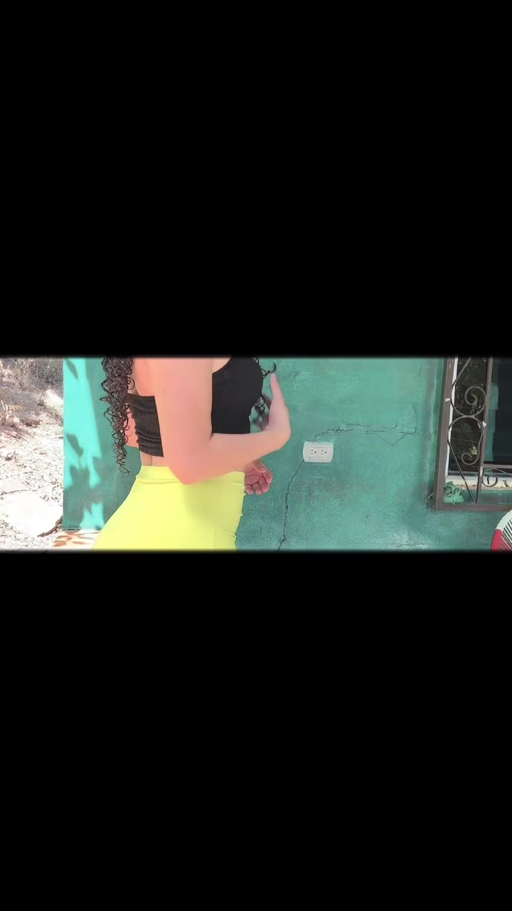 TikTok using El Día De Los Muertos