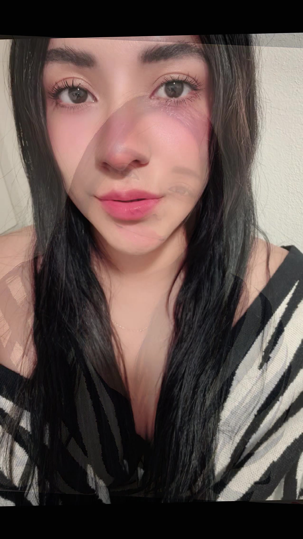 TikTok using Vete