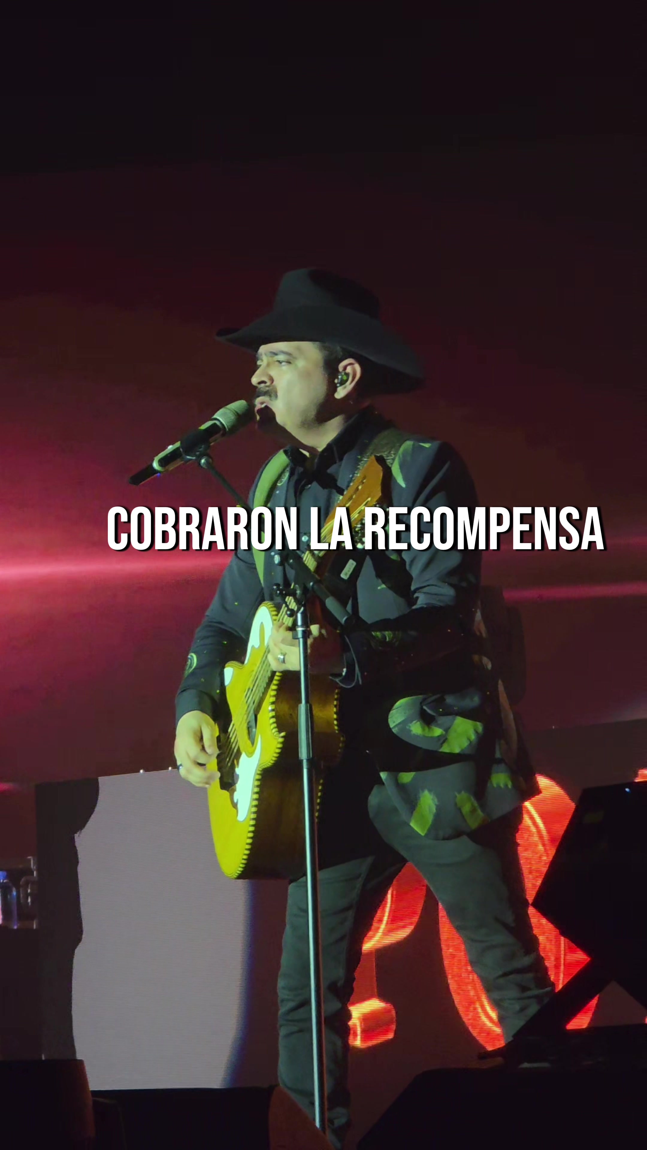 TikTok using No Sólo De Traficante