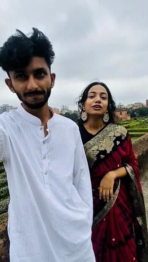 TikTok using Mann Mera
