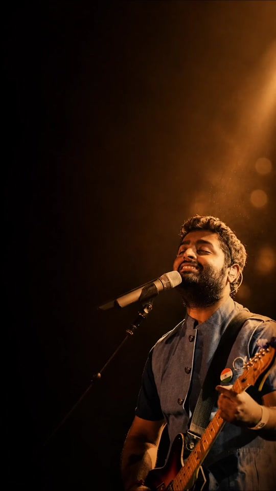 TikTok using Bandeya - From "Dil Juunglee"