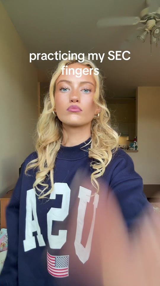 TikTok using Stay