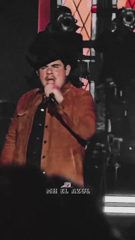 TikTok using El Vals Del Olvido