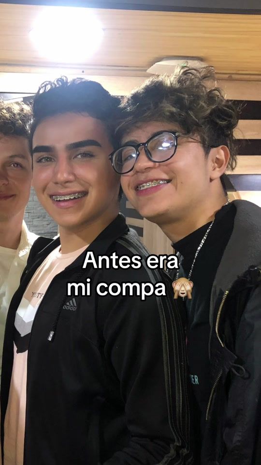 TikTok using Si Te Pudiera Mentir