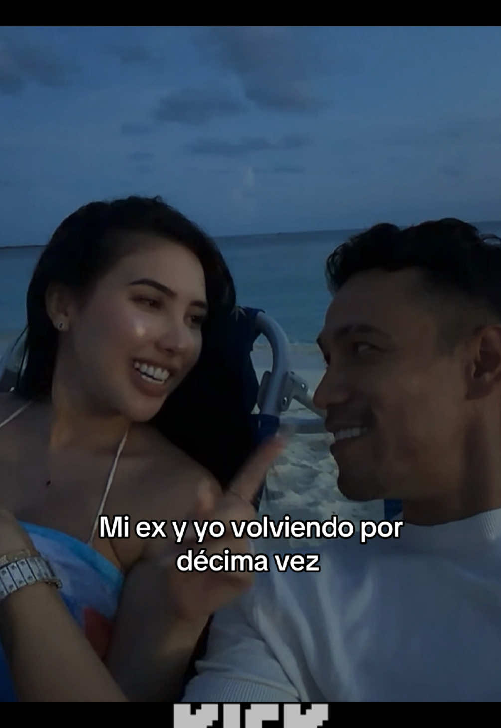 TikTok using Secreto