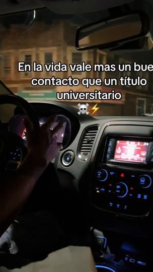 TikTok using El Señor de los Cielos