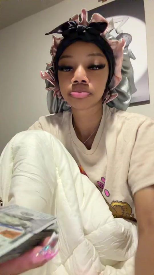 TikTok using Girl on Fire