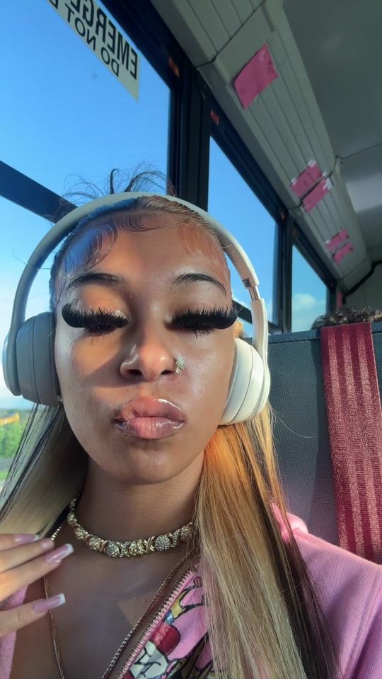 TikTok using Deep