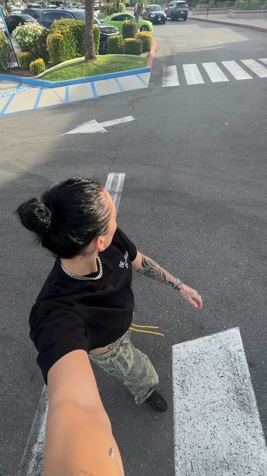 TikTok using Pretty Girl