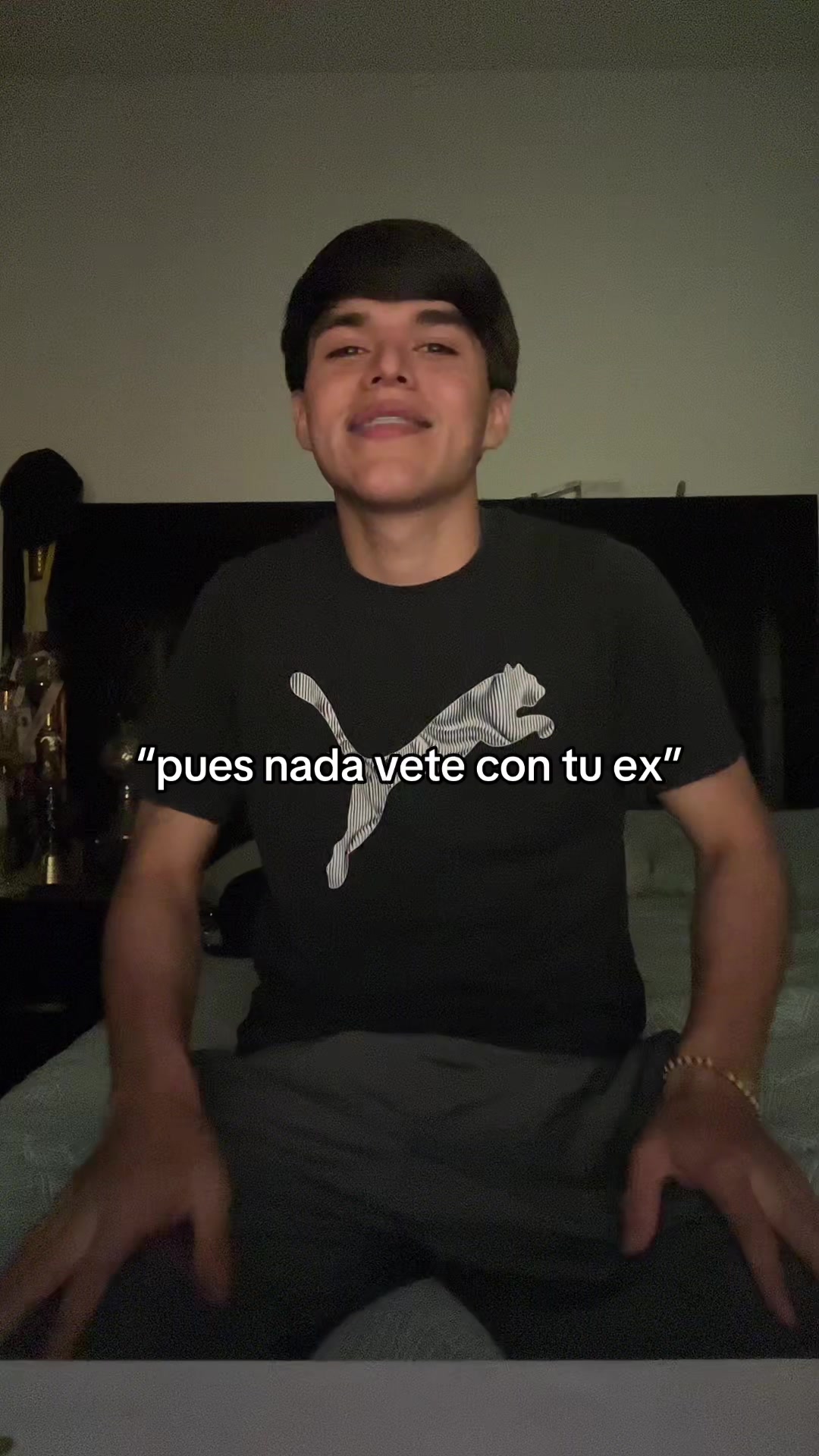 TikTok using APAGA EL CEL