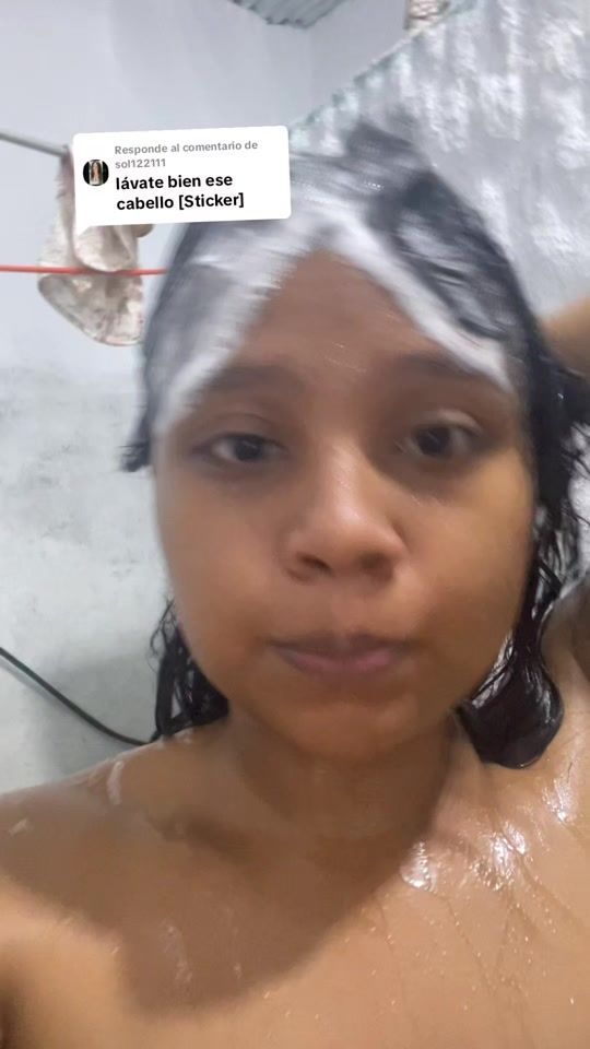 TikTok using La Tóxica