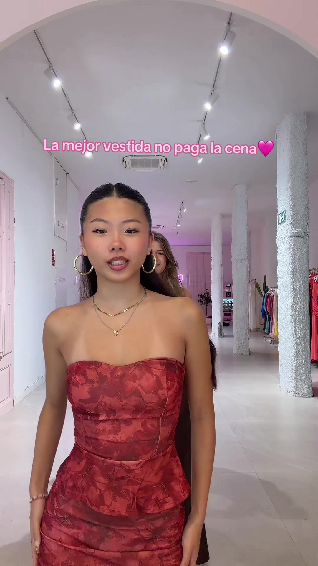 TikTok using LUNA