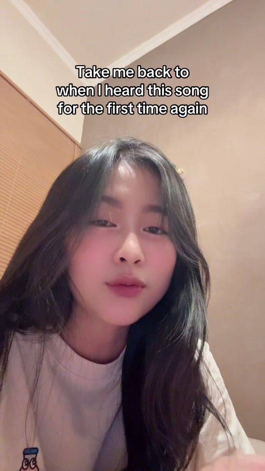 TikTok using Happy Now