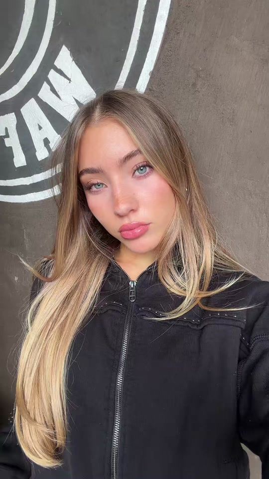 TikTok using Holanda
