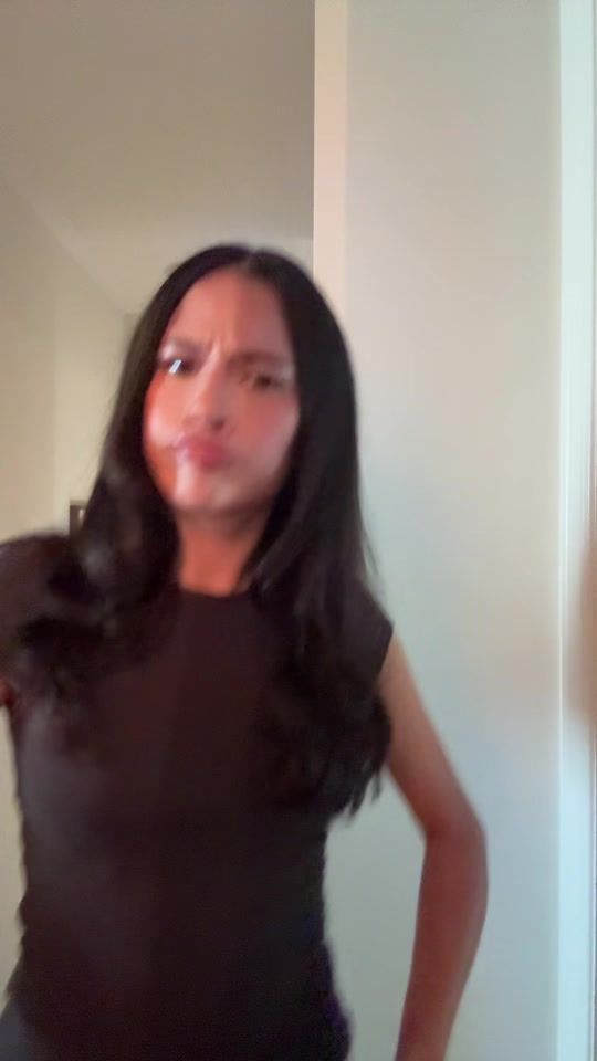 TikTok using VIBEZ